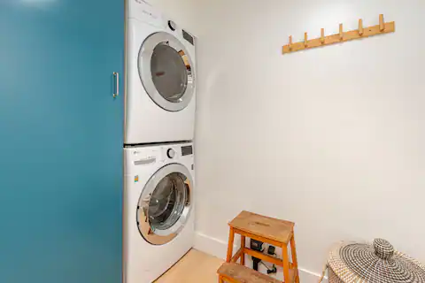 9f1b0c52-186b-4d54-8818-c9d20f4944ae.jpg